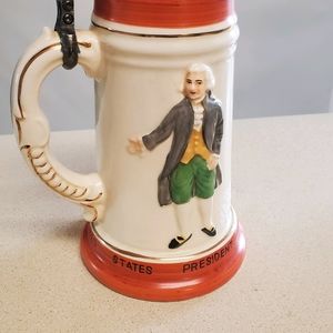 Musical George Washington Ceramic Beer Stine.  plays the star spangled banner!
